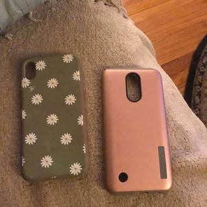 2 phone cases.